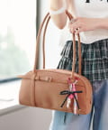 Kastane(カスタネ) 【500mlペットボトル収納可/PUレザー&スウェード】ベルト付ボストンBAG
