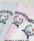FREDY & GLOSTER(フレディ アンド グロスター) 【HELLO KITTY meet FREDY emue】 カレッジプリントT
