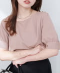 natural couture(ナチュラルクチュール) アシメネック金釦装飾ブラウス