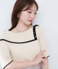 natural couture(ナチュラルクチュール) 【WEB限定】オフショルアシメネックリブニット