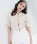 natural couture(ナチュラルクチュール) パイピングタックフレアスリーブブラウス