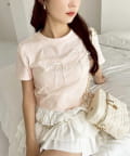 one after another NICE CLAUP(ワンアフターアナザー ナイスクラップ) ビジューロゴ＆リボンTシャツ