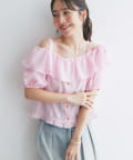 La boutique BonBon(ラブティックボンボン) 【最強モテ】フリルオフショルキャミブラウス