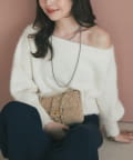 La boutique BonBon(ラブティックボンボン) 【miki監修】ヘアリーウールカシミヤ混オフショルニット