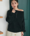 La boutique BonBon(ラブティックボンボン) 【大人っぽニット】ヘアリーウールカシミア混リブネックオフショルニット