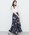 natural couture(ナチュラルクチュール) ガーデンフラワー柄フレアスカート