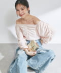 La boutique BonBon(ラブティックボンボン) 【KAZUMI監修カラーあり】フロッキーチュールギャザースリーブカットソー