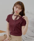 Chico(チコ) ドットプリントレースチョーカー付Tシャツ