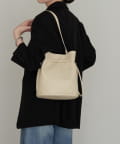 russet(ラシット) レザー巾着バケットバッグ