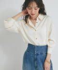 La boutique BonBon(ラブティックボンボン) 【美人見えシャツ】ライトサテンシャツ