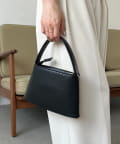 CAPRICIEUX LE'MAGE(カプリシュレマージュ) 台形型押しミニバッグ