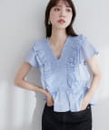 natural couture(ナチュラルクチュール) 【WEB限定】シャーリングペプラムブラウス