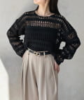 Thevon.(ゼヴォン) ブークレ起毛透かし編みショートニット