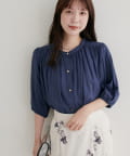 natural couture(ナチュラルクチュール) 【WEB限定】麻混ギャザーブラウス