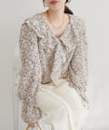 natural couture(ナチュラルクチュール) 【WEB限定】ラッフル衿キャンディスリーブブラウス