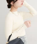 natural couture(ナチュラルクチュール) 袖口べこべこ釦プチハイリブニット