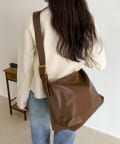 FREDY & GLOSTER(フレディ アンド グロスター) フェイクレザービッグショルダー