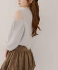 NICE CLAUP / OLIVE des OLIVE OUTLET(ナイスクラップ  / オリーブ デ オリーブ アウトレット) デートや推し活にぴったり【RMAF】着映える♡肌見せパールニット