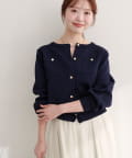 natural couture(ナチュラルクチュール) 【WEB限定】ポリニット金釦ポケ付きカーディガン