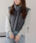 NICE CLAUP / OLIVE des OLIVE OUTLET(ナイスクラップ  / オリーブ デ オリーブ アウトレット) プチプラseries♡【RMAF】裾シャーリング中綿ベスト