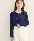 natural couture(ナチュラルクチュール) メタルホック付きパイピングブラウス