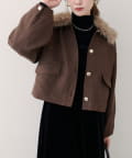 natural couture(ナチュラルクチュール) ファー衿付きショート丈ジャケット