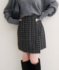 natural couture(ナチュラルクチュール) 【WEB限定】べこべこ釦ラップミニスカート