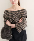 natural couture(ナチュラルクチュール) 【WEB限定】クロスフリルデザインブラウス