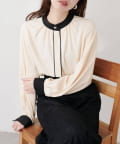 natural couture(ナチュラルクチュール) 【WEB限定】バイカラーデザイン釦ブラウス