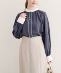 natural couture(ナチュラルクチュール) 【WEB限定】バイカラーデザイン釦ブラウス