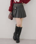 NICE CLAUP / OLIVE des OLIVE OUTLET(ナイスクラップ  / オリーブ デ オリーブ アウトレット) 秋チェックで着映える【RMAF】チャーム付プリーツミニスカート