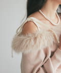 La boutique BonBon(ラブティックボンボン) アンゴラタッチフェイクファー付きニット