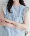 NICE CLAUP / OLIVE des OLIVE OUTLET(ナイスクラップ  / オリーブ デ オリーブ アウトレット) 【natural couture】デニム刺繍フリルブラウス