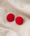 3COINS(スリーコインズ) 《WEB限定商品》ボタンイヤリング／KIDS
