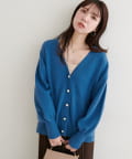 natural couture(ナチュラルクチュール) 【WEB限定】ぷっくり金ボタンミドルカーデ