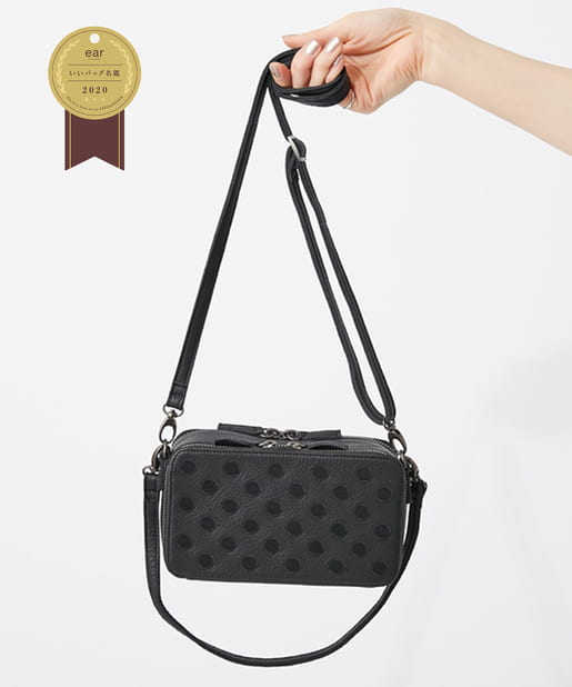 ドット柄がポイントのバッグ - ear PAPILLONNER(イアパピヨネ)たま
