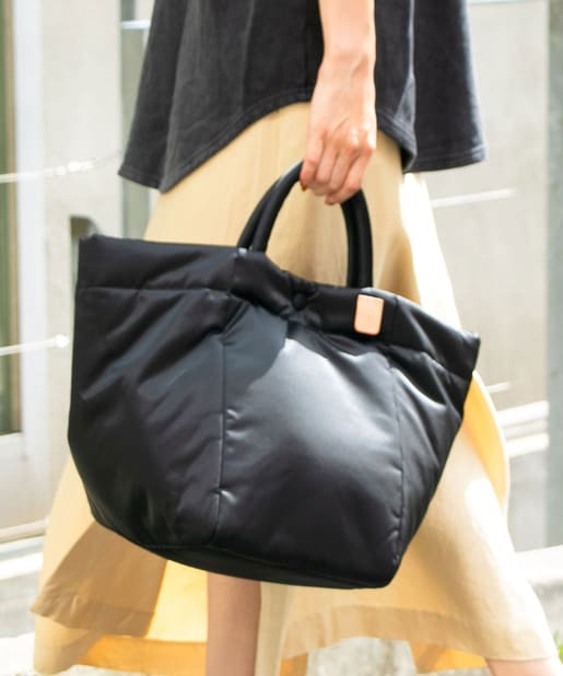 russet ボディバッグ【THE CLOUDS NYLON】 ユニセックス THE CLOUDS