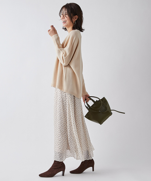 定番の人気ニット フェルモvネックルーズニット Un Dix Cors アンディコール レディース Pal Closet パルクローゼット パルグループ公式ファッション通販サイト