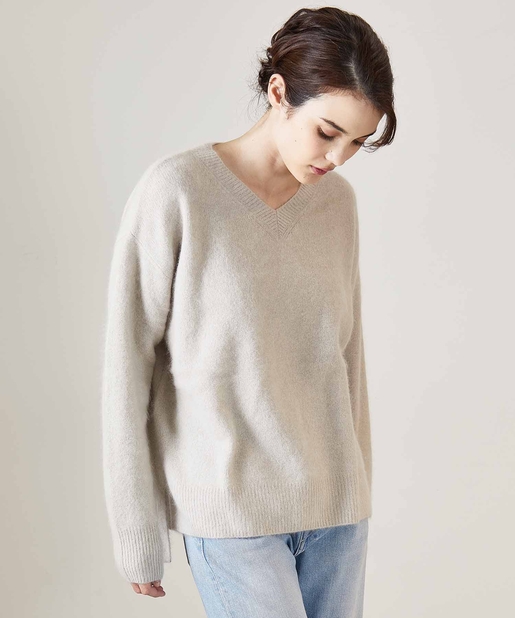 ラクーンV開きニットプルオーバー | OUVRAGE CLASSE(ウヴラージュクラス)レディース | PAL CLOSET(パルクローゼット) - パルグループ公式ファッション通販サイト ラクーンV開きニットプルオーバー | OUVRAGE CLASSE(ウヴラージュクラス)レディース | PAL CLOSET(パルクローゼット) - パルグループ公式ファッション通販サイト
