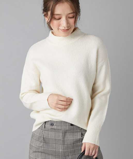 un dix cors(アンディコール) 【《女性らしい柔らかな風合い》手洗い可】ヤク混ハイネックニット