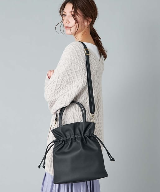 un dix cors(アンディコール) 【高級見えする素材感】MIAH(ミハ）ギャザーバッグ