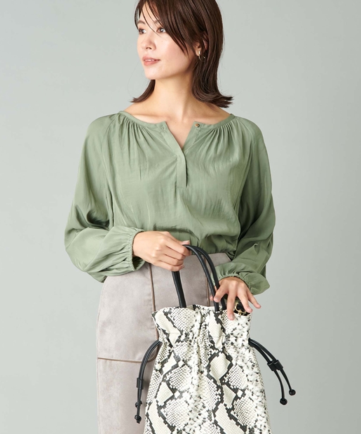 un dix cors(アンディコール) 【《定番のマストアイテム》手洗い可】2wayネックギャザーブラウス