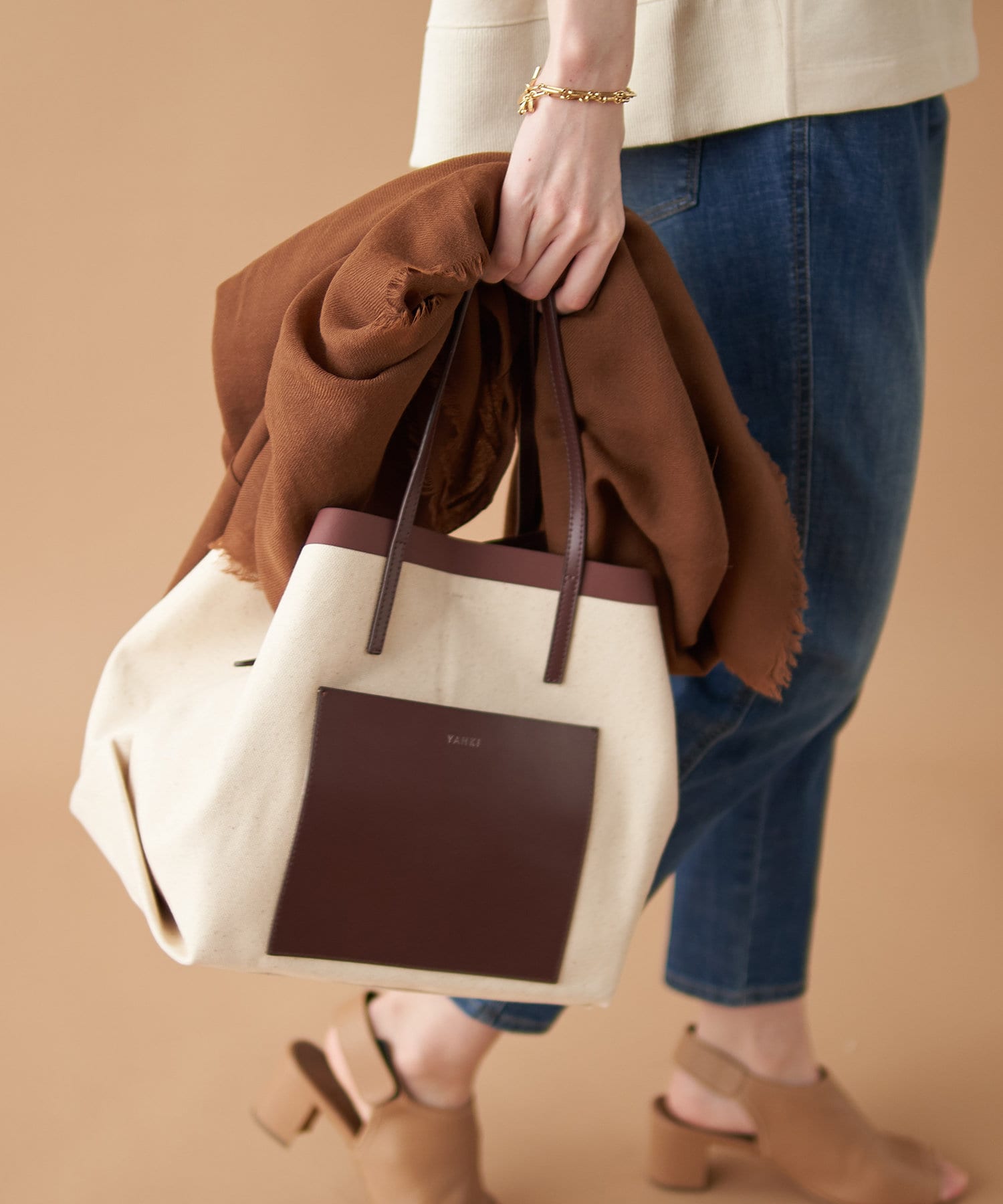 un dix cors(アンディコール) 【《コーディネートに欠かせない》MARFA(マーファ)】無地ウールストール