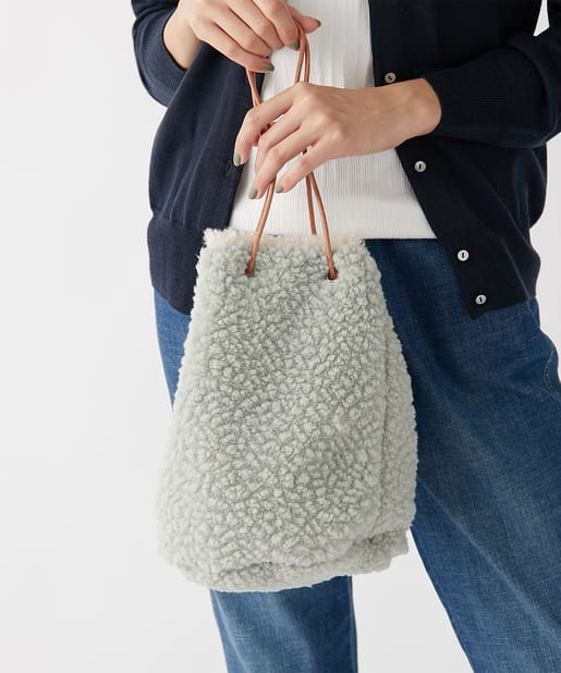 un dix cors(アンディコール) 【シーズンムードが高まる素材感】もこもこリバーシブルバッグ