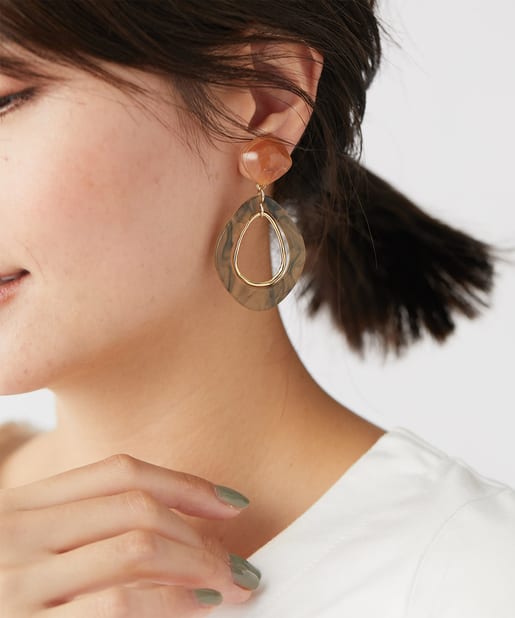 un dix cors(アンディコール) 【軽い付け心地】アクリルコンビイヤリング