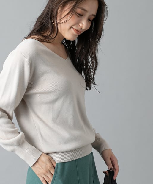 un dix cors(アンディコール) 【《着回しの効くマストアイテム》手洗い可】ソリストヒートVネックプルオーバー