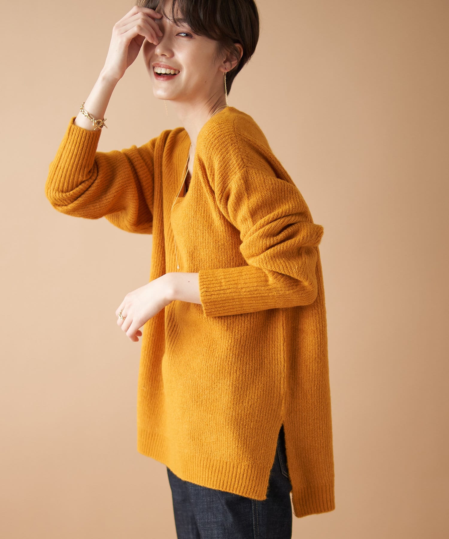 un dix cors(アンディコール) ここでしか手に入らない！【WEB限定】モヘア混ヘアリーヤーンVネックプルオーバー