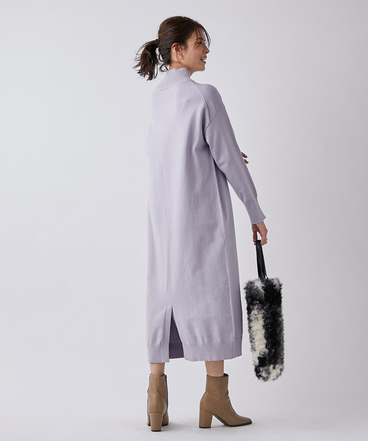 un dix cors(アンディコール) 【落ち感のあるＩラインシルエット】ハイネックニットワンピース