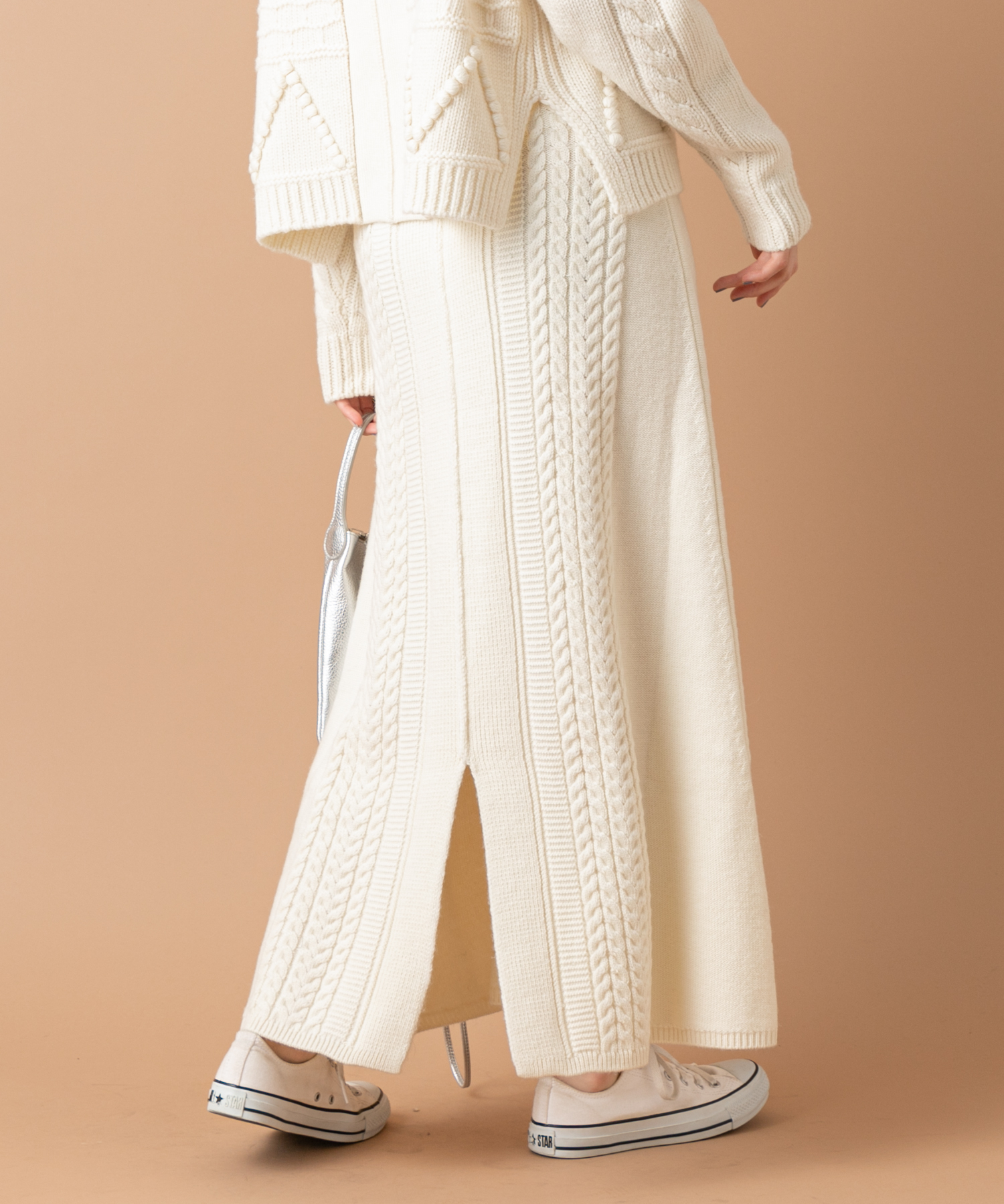 un dix cors(アンディコール) 【フレアのシルエットが女性らしく華やかに】ケーブルマキシスカート