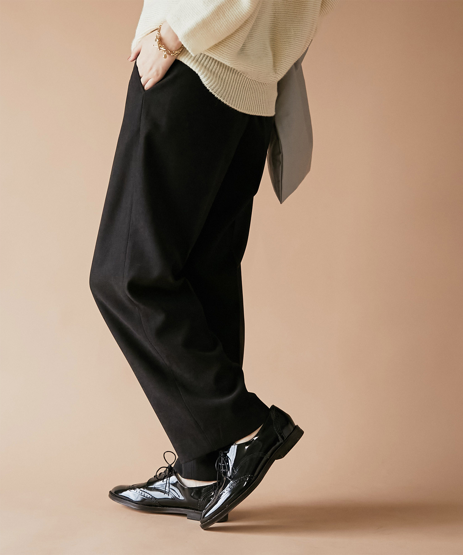 un dix cors(アンディコール) 【《リラックスした履き心地》手洗い可】起毛カルゼセミワイドパンツ